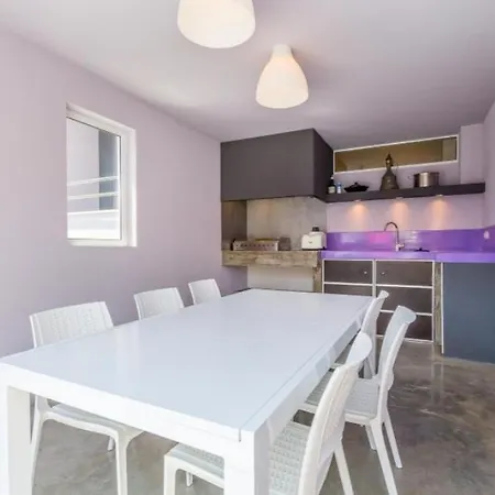 Casa Moderna Dom wakacyjny *